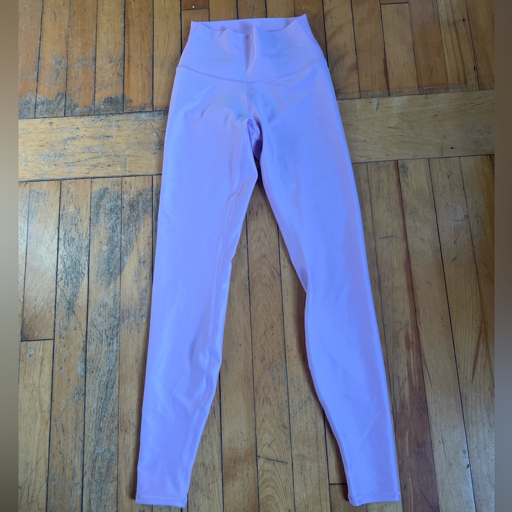 Alo Yoga Airlift Leggings  in Sugarplum Pink